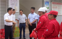 铜梁区区委书记、区长慰问公司一线员工