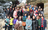 诸侯快讯官网集团组织2012年国际三八妇女节登山活动